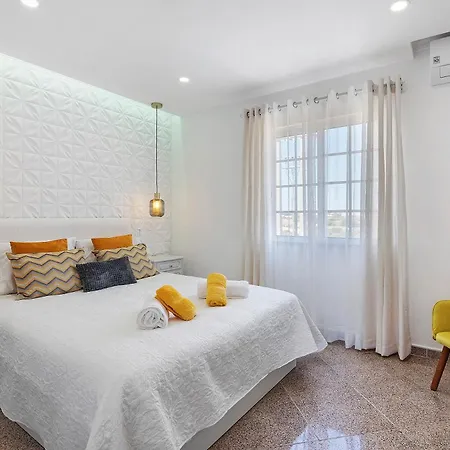 Villa Paradise *
